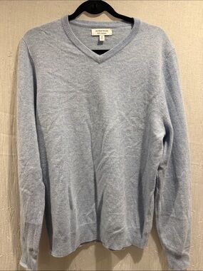 Nordstrom Men’s Pale Blue V-Neck Sweater